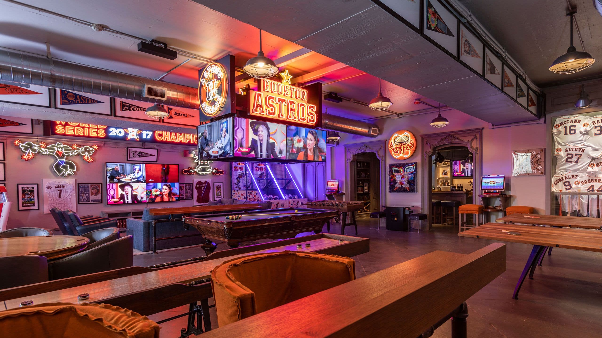 Astros Arcade
