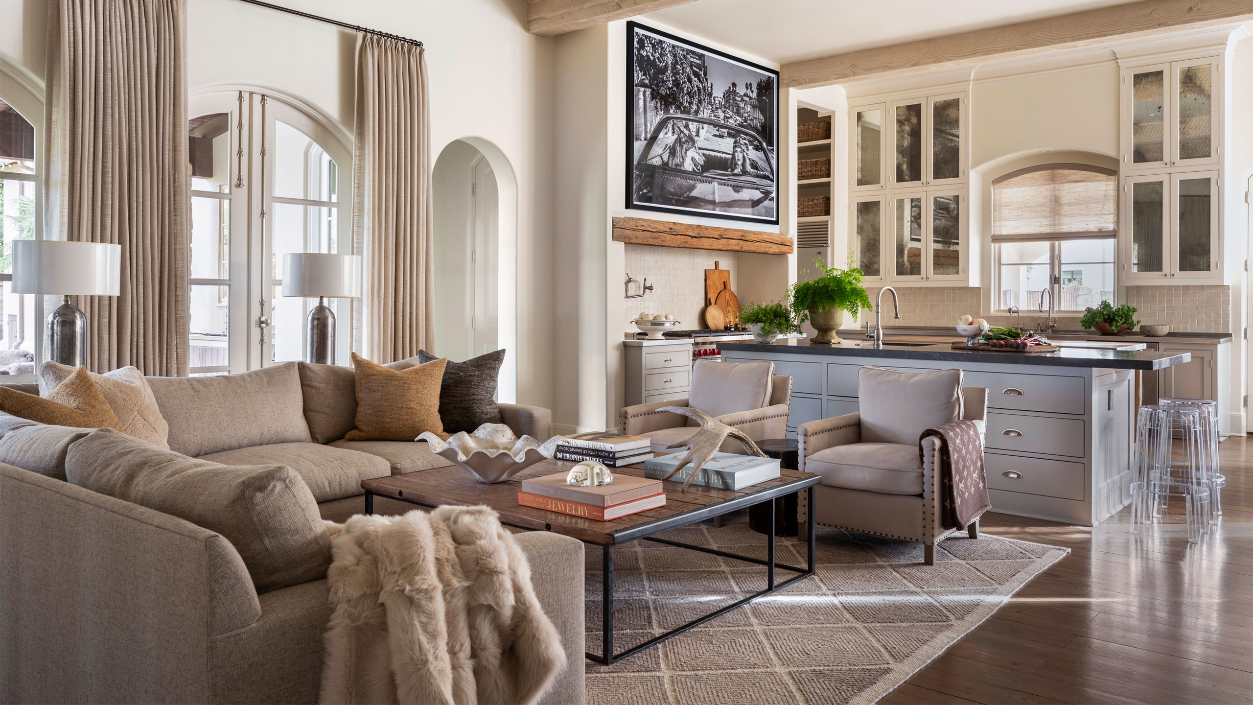 02.karachildress-houstonhangout