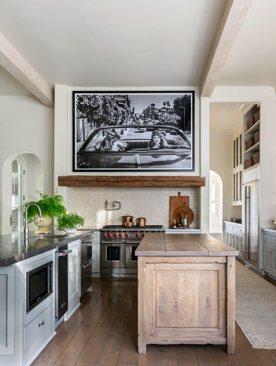 10.karachildress-houstonhangout