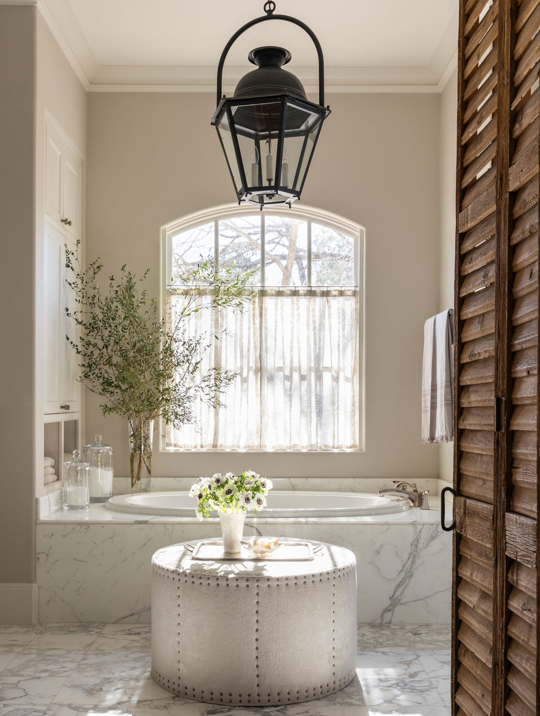 11.karachildress-houstonhangout